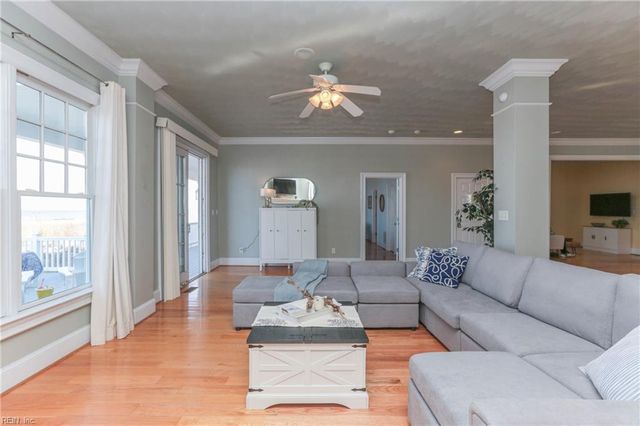 822 W Ocean View AVE, Norfolk, VA 23503