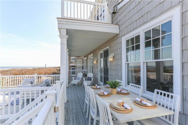 822 W Ocean View AVE, Norfolk, VA 23503