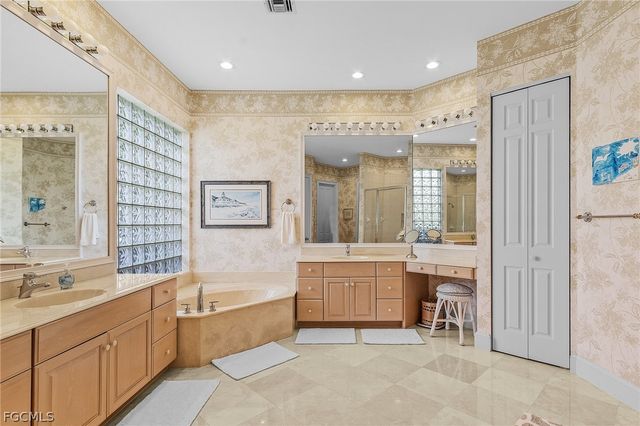 15641 Glenisle WAY, Fort Myers, FL 33912