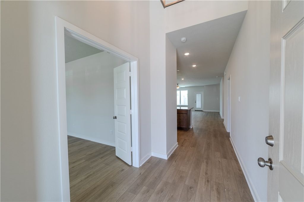 2518 Maskavich Court, Bryan, TX 77807 — photo 4