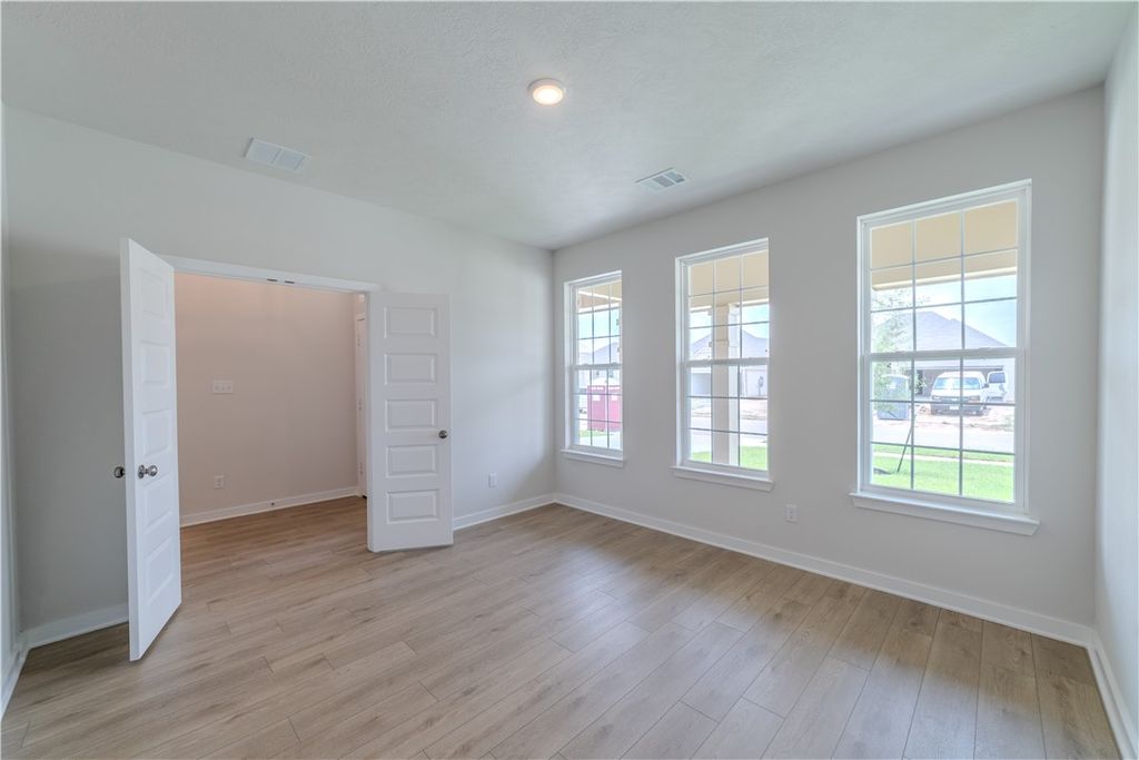 2518 Maskavich Court, Bryan, TX 77807 — photo 5