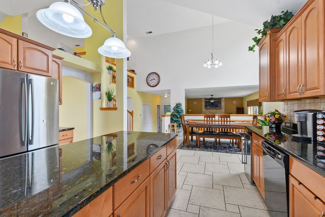 6921 W McCampbell Drive, Monee, IL 60449