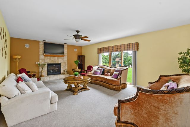6921 W McCampbell Drive, Monee, IL 60449