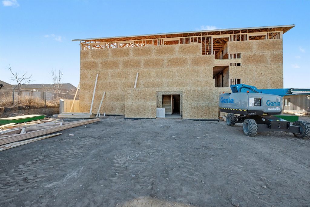 309 46th Street N, Great Falls, MT 59405 photo 2