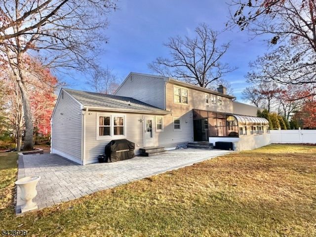 8 Constitution Ct, East Brunswick Twp., NJ 08816