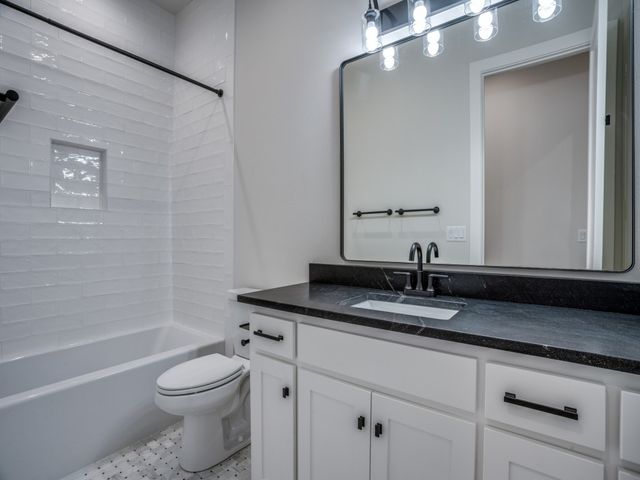 2424 Bellview Circle, Tyler, TX 75709