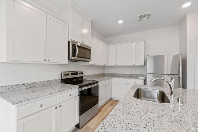 2261 Espana Ln, Rio Vista, CA 94571