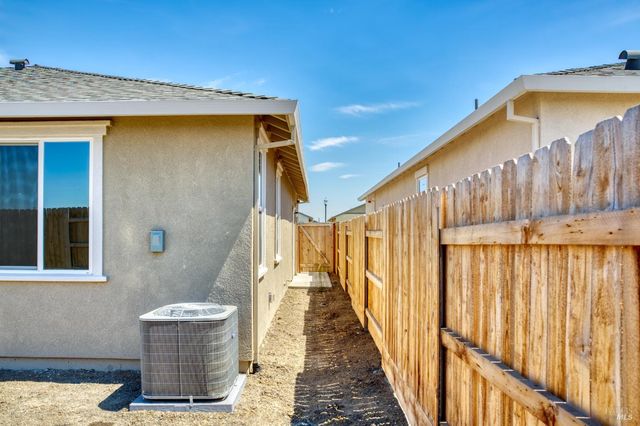 2261 Espana Ln, Rio Vista, CA 94571