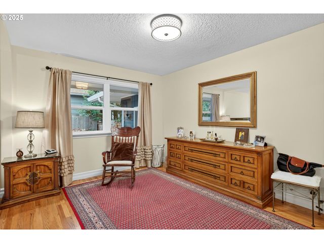 675 10TH St, Lake Oswego, OR 97034