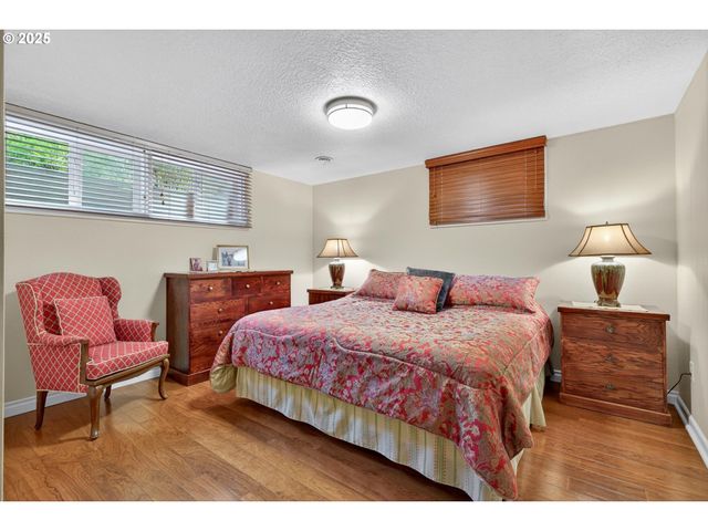 675 10TH St, Lake Oswego, OR 97034