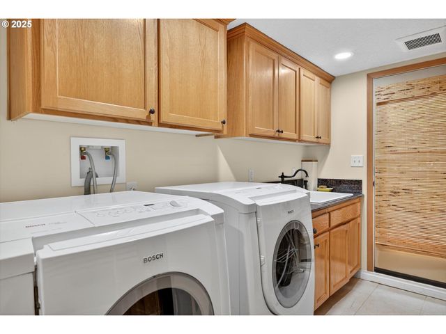 675 10TH St, Lake Oswego, OR 97034