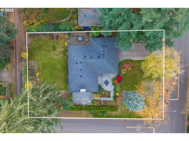 675 10TH St, Lake Oswego, OR 97034