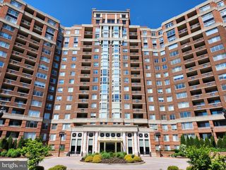 5809 NICHOLSON LN #304, Rockville, MD 20852