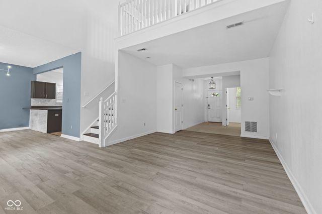 10427 Apple Creek Drive, Indianapolis, IN 46235