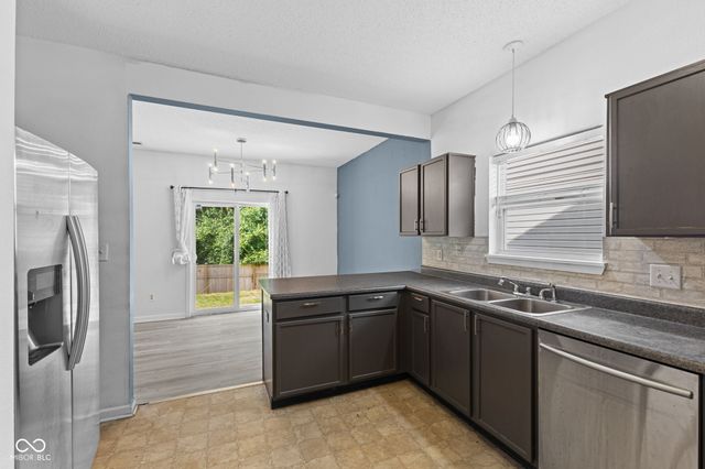 10427 Apple Creek Drive, Indianapolis, IN 46235