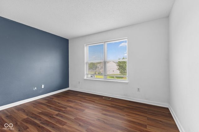 10427 Apple Creek Drive, Indianapolis, IN 46235
