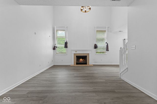 10427 Apple Creek Drive, Indianapolis, IN 46235