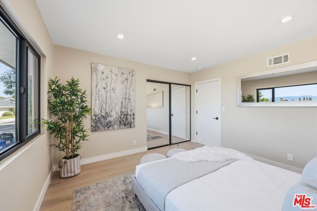 3465 Valley Meadow Road, Sherman Oaks, CA 91403