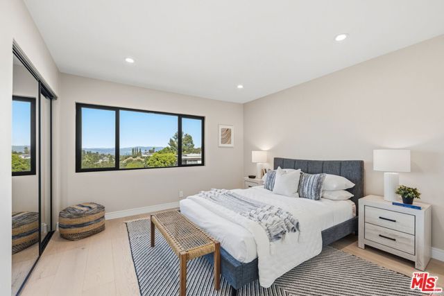 3465 Valley Meadow Road, Sherman Oaks, CA 91403