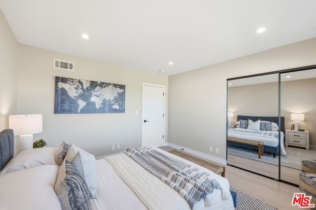 3465 Valley Meadow Road, Sherman Oaks, CA 91403