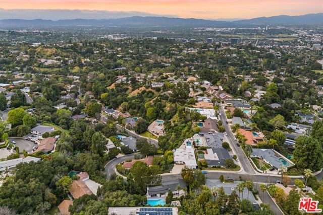 3465 Valley Meadow Road, Sherman Oaks, CA 91403