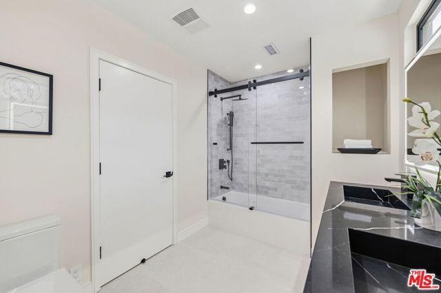 3465 Valley Meadow Road, Sherman Oaks, CA 91403