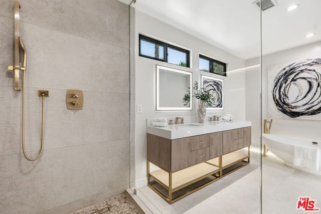 3465 Valley Meadow Road, Sherman Oaks, CA 91403