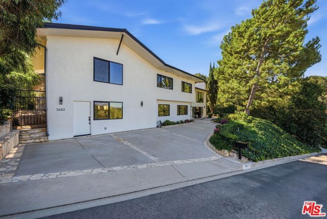 3465 Valley Meadow Road, Sherman Oaks, CA 91403