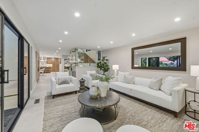 3465 Valley Meadow Road, Sherman Oaks, CA 91403