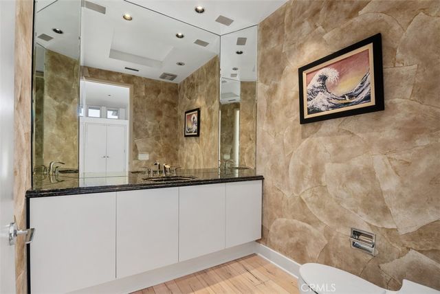 1535 Dolphin Terrace, Corona Del Mar, CA 92625