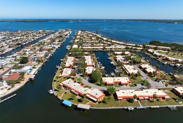 9619 VALENCIA COVE, Bradenton, FL 34210