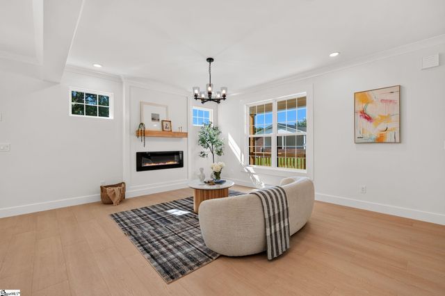 109 Weaver Line Lane, Inman, SC 29349