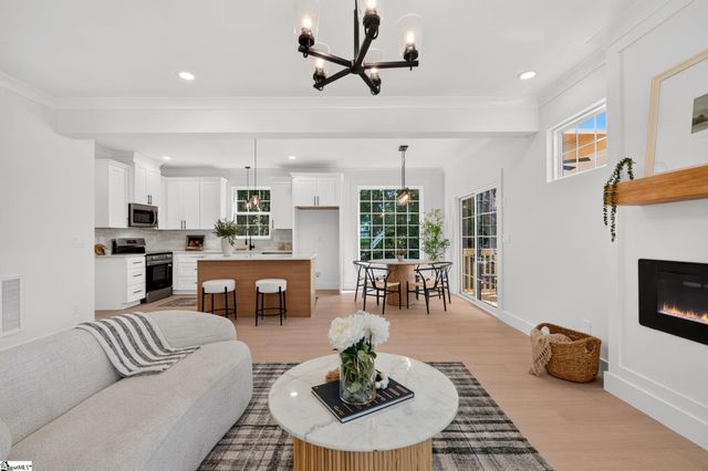 109 Weaver Line Lane, Inman, SC 29349