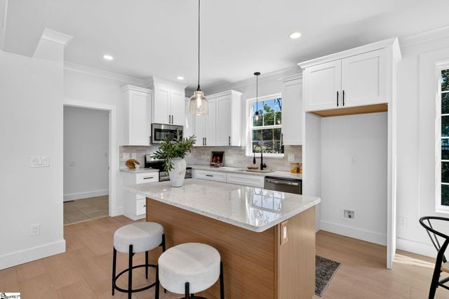 109 Weaver Line Lane, Inman, SC 29349