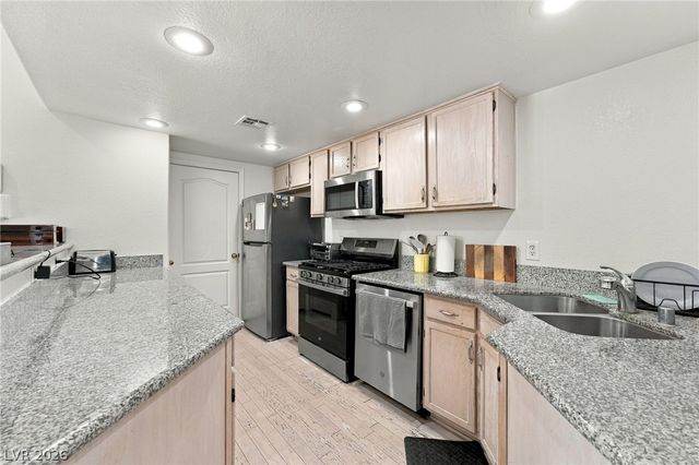 7400 West Flamingo Road 2088, Las Vegas, NV 89147