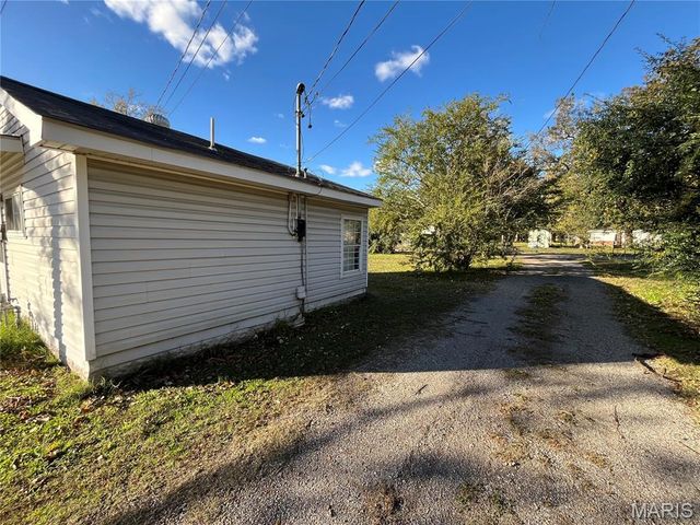 939 Grand Avenue, Caruthersville, MO 63830