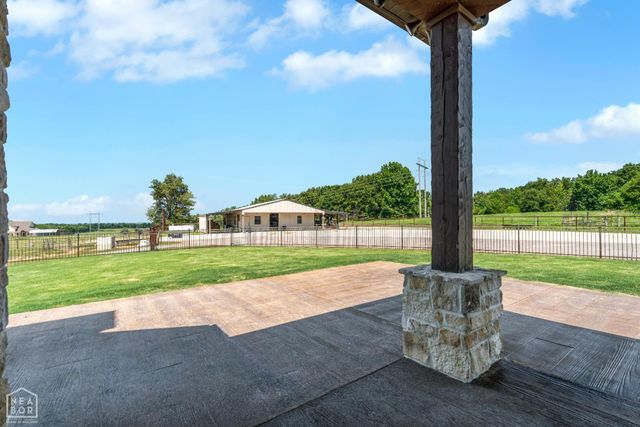 136 County Road 107, Jonesboro, AR 72404