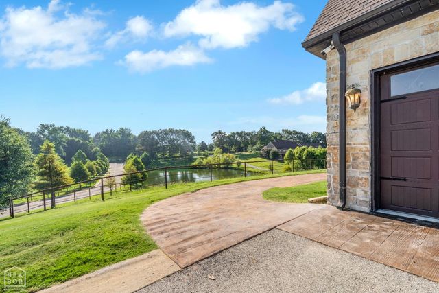 136 County Road 107, Jonesboro, AR 72404