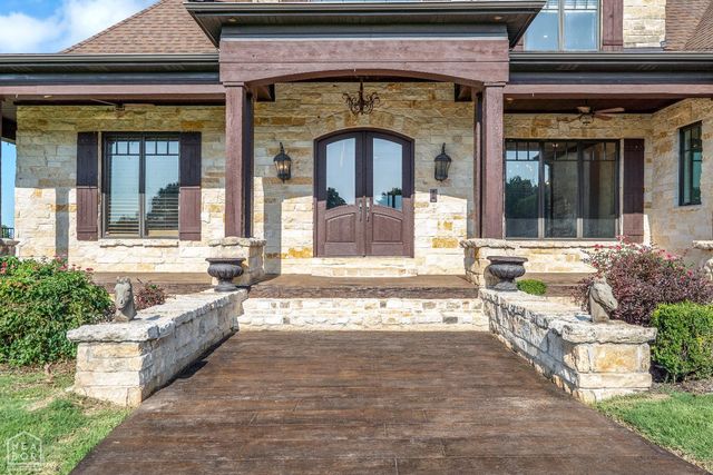 136 County Road 107, Jonesboro, AR 72404