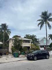 909 Grinnell Street, Key West, FL 33040