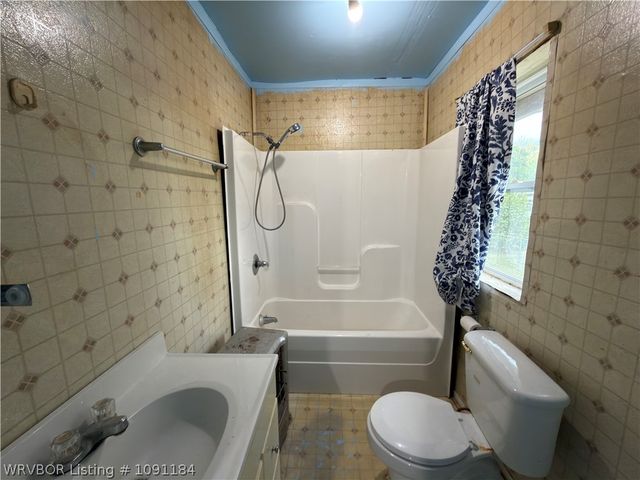 1716 N J Street, Fort Smith, AR 72901