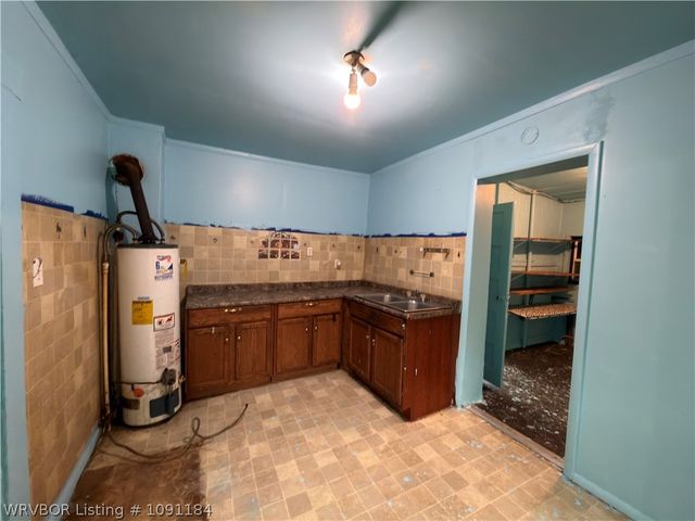 1716 N J Street, Fort Smith, AR 72901