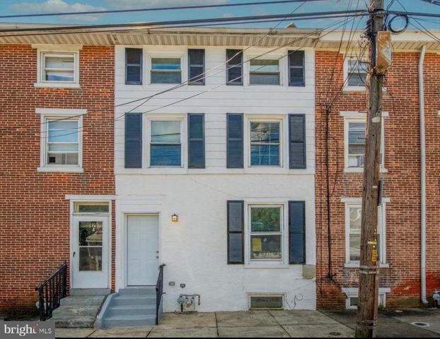 4 3RD ST, Brookhaven, PA 19015