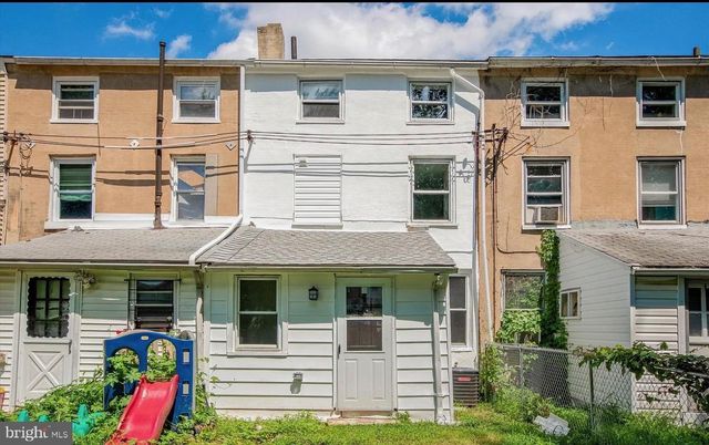 4 3RD ST, Brookhaven, PA 19015