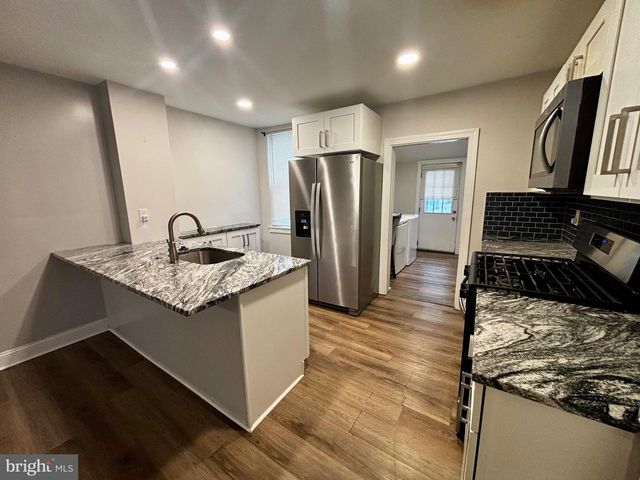 4 3RD ST, Brookhaven, PA 19015