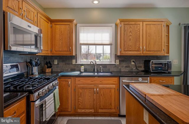 110 ORCHARD VIEW DR, Douglassville, PA 19518