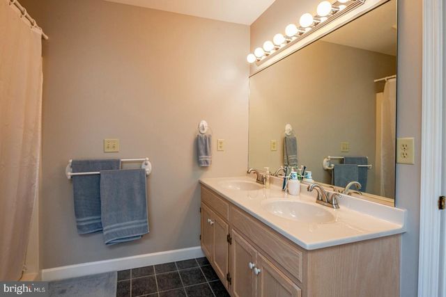 110 ORCHARD VIEW DR, Douglassville, PA 19518
