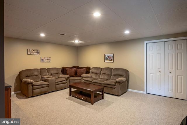 110 ORCHARD VIEW DR, Douglassville, PA 19518