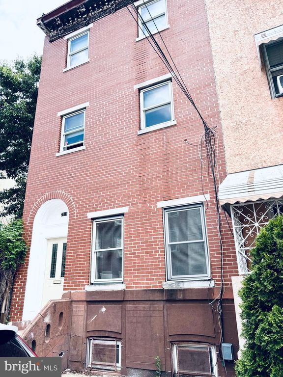 2211 N HANCOCK ST, Philadelphia, PA 19133