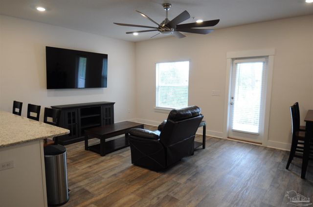 8908 Brigade Trl, Pensacola, FL 32534